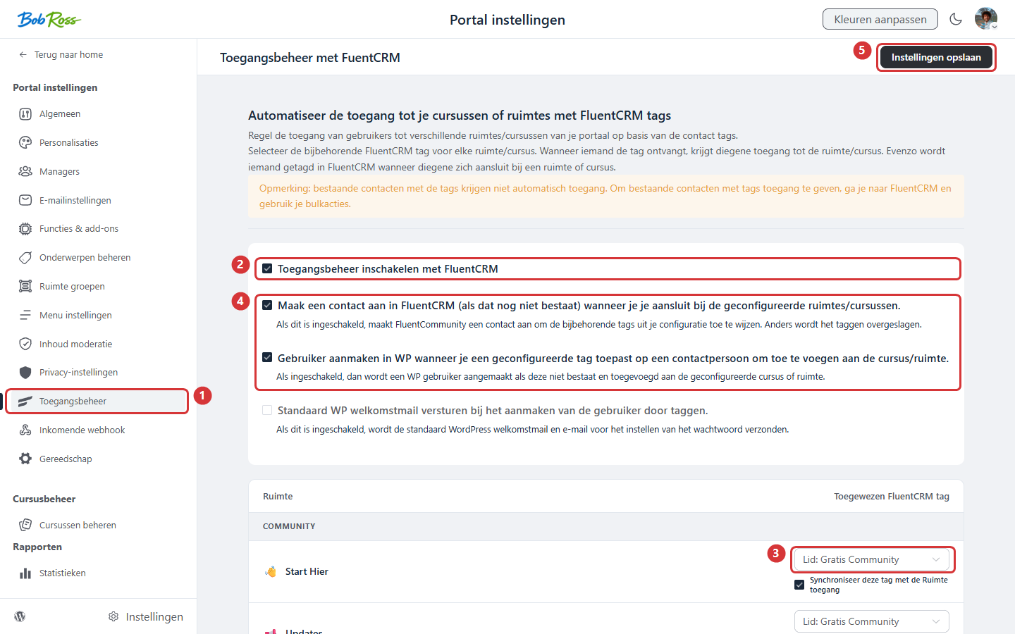 Toegangsbeheer-scherm: menu-item Toegangsbeheer (1), koppeling inschakelen (2), tag per ruimte kiezen (3), opties voor contact- en gebruikersaanmaak (4) en opslaan (5)
